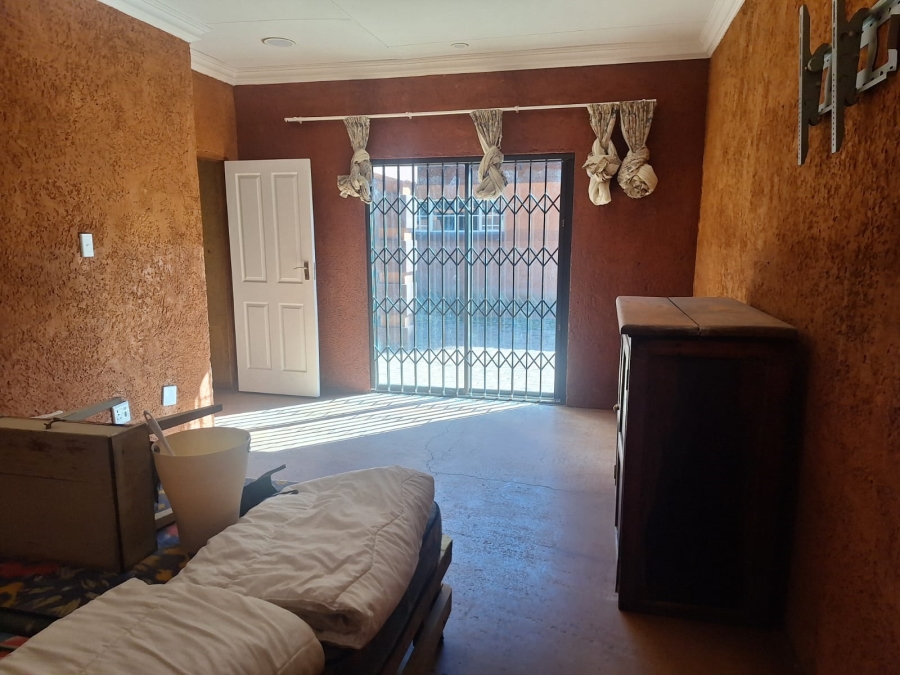4 Bedroom Property for Sale in Kroonstad Rural Free State